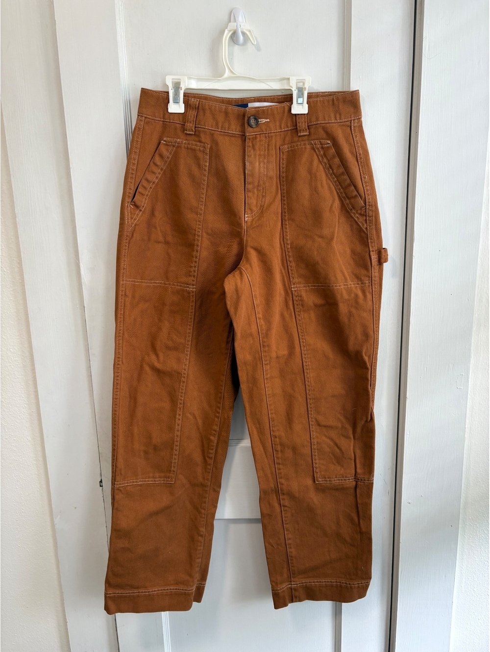 Old navy cargo pant. Size 6